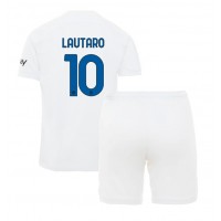 Echipament fotbal Inter Milan Lautaro Martinez #10 Tricou Deplasare 2023-24 pentru copii maneca scurta (+ Pantaloni scurti)